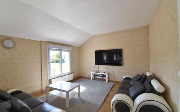Maison à vendre    8 pièces • 259 m2 Arquian