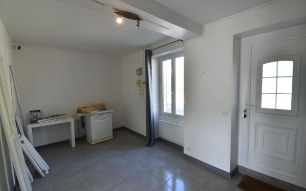 Maison à vendre    8 pièces • 259 m2 Arquian