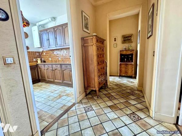 92100-BOULOGNE ESCUDIER- APPARTEMENT TROIS PIÈCES - A RÉNOVER 