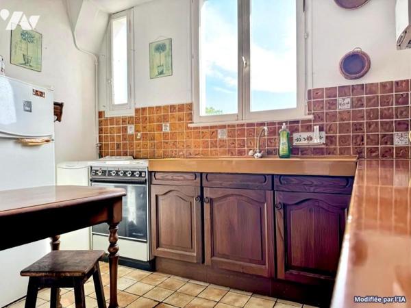 92100-BOULOGNE ESCUDIER- APPARTEMENT TROIS PIÈCES - A RÉNOVER 