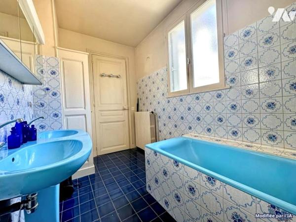 92100-BOULOGNE ESCUDIER- APPARTEMENT TROIS PIÈCES - A RÉNOVER 