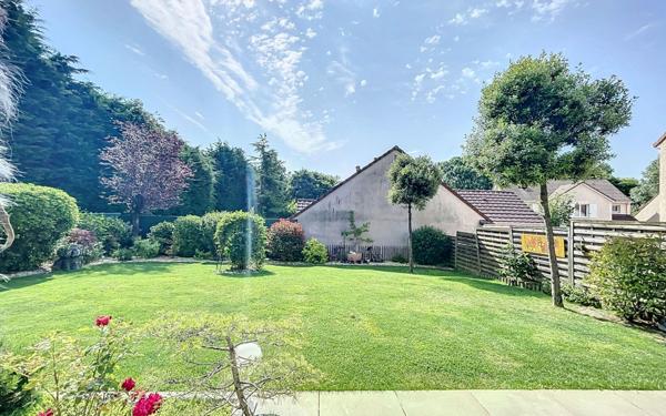 Maison à vendre    5 pièces • 140 m2 Montévrain