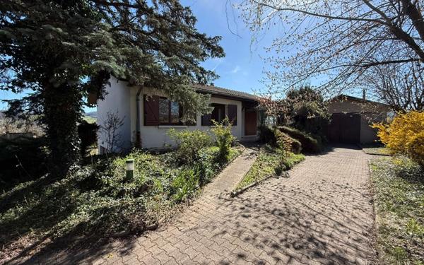 Maison à vendre    4 pièces •  Sain-Bel