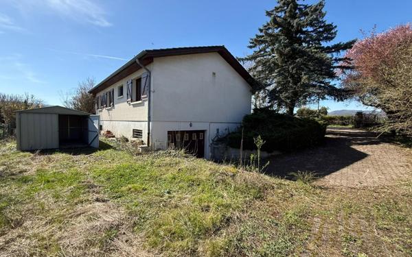 Maison à vendre    4 pièces •  Sain-Bel