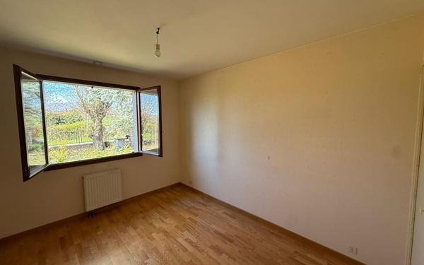 Maison à vendre    4 pièces •  Sain-Bel