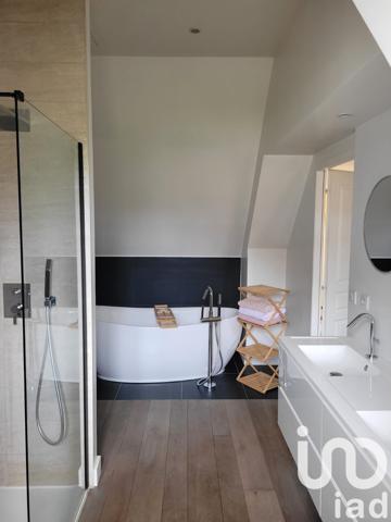 Maison à vendre 7 pièces 165 m² Chantilly