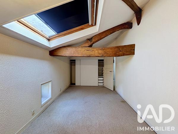 Maison à vendre 7 pièces 225 m² Barbezieux-Saint-Hilaire