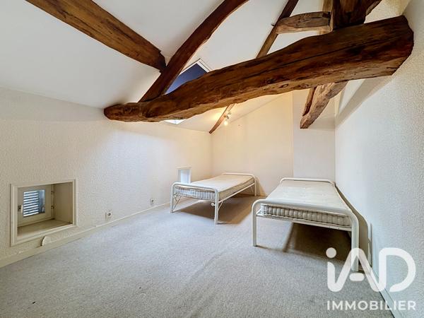 Maison à vendre 7 pièces 225 m² Barbezieux-Saint-Hilaire