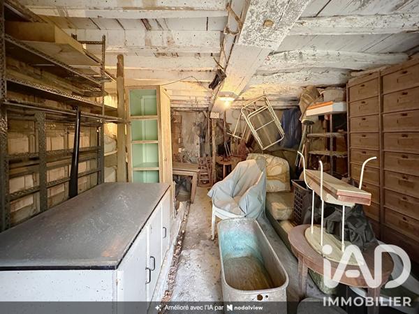 Maison à vendre 7 pièces 225 m² Barbezieux-Saint-Hilaire