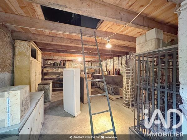Maison à vendre 7 pièces 225 m² Barbezieux-Saint-Hilaire