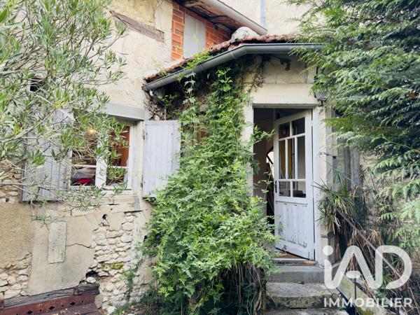 Maison à vendre 7 pièces 225 m² Barbezieux-Saint-Hilaire