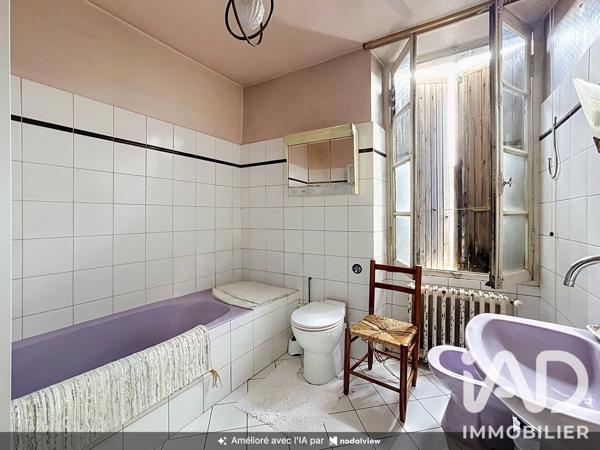Maison à vendre 7 pièces 225 m² Barbezieux-Saint-Hilaire