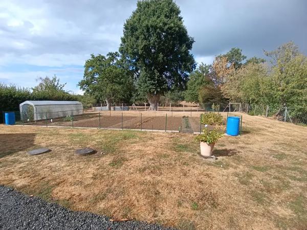 Propriété la campagne 7600m2 de terrain pas de travaux