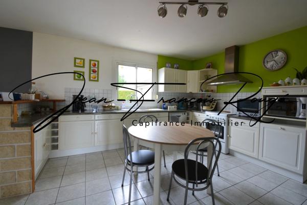 Marigny le Lozon, maison de 121 m² avec quatre chambres et double garage !!!