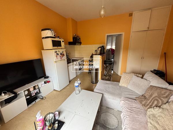 Immeuble 7 pièces – 104 m² environ à Châteaubourg (ref : 3295)