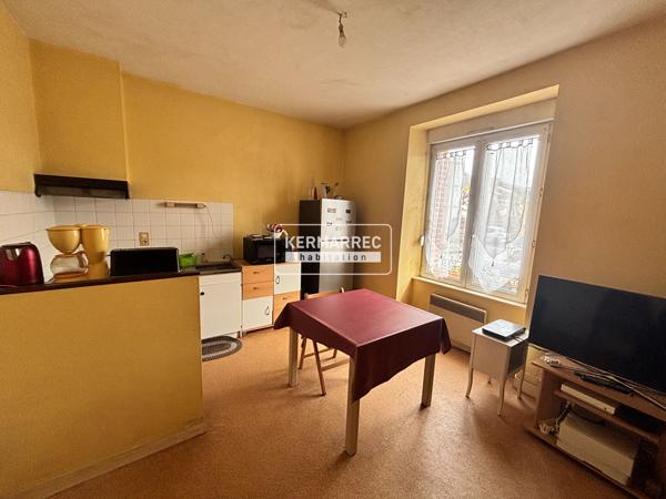 Immeuble 7 pièces – 104 m² environ à Châteaubourg (ref : 3295)