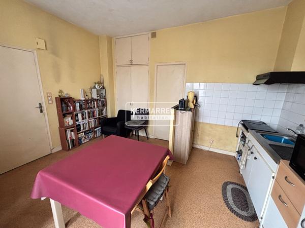 Immeuble 7 pièces – 104 m² environ à Châteaubourg (ref : 3295)