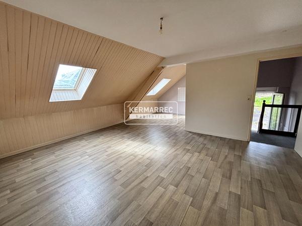 Immeuble 7 pièces – 104 m² environ à Châteaubourg (ref : 3295)