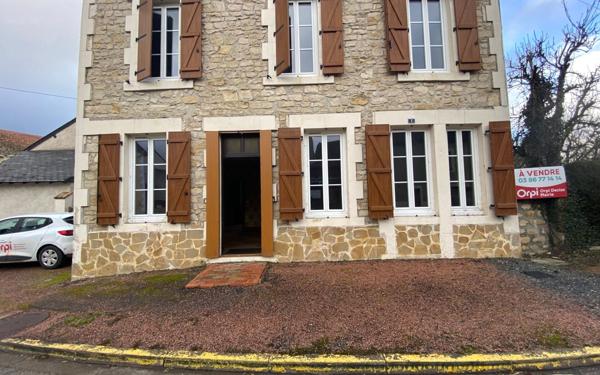 Maison à vendre    6 pièces •  Cercy-la-Tour