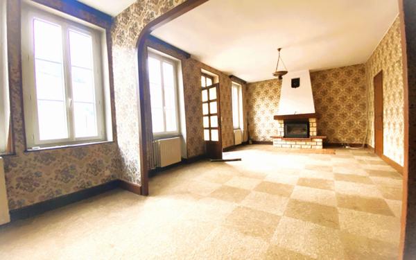 Maison à vendre    6 pièces •  Cercy-la-Tour