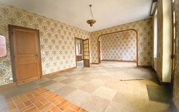 Maison à vendre    6 pièces •  Cercy-la-Tour