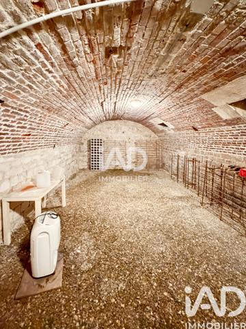 Maison à vendre 9 pièces 295 m² Compiègne