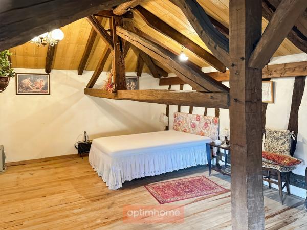 Authentique Landaise de caractère, 316 m² habitables sur 8000 M2. Cadre paisible