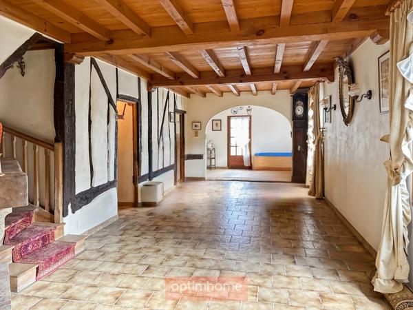 Authentique Landaise de caractère, 316 m² habitables sur 8000 M2. Cadre paisible