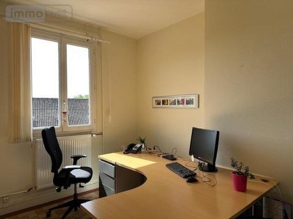 Bureaux à louer à Neufchâtel-en-Bray en Seine-Maritime (76270), ref : L157