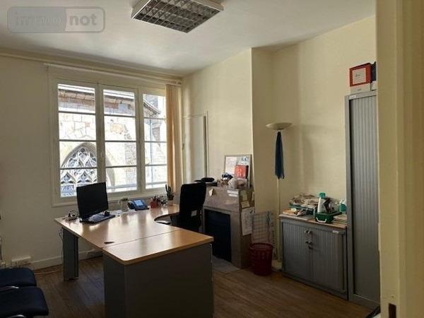 Bureaux à louer à Neufchâtel-en-Bray en Seine-Maritime (76270), ref : L157