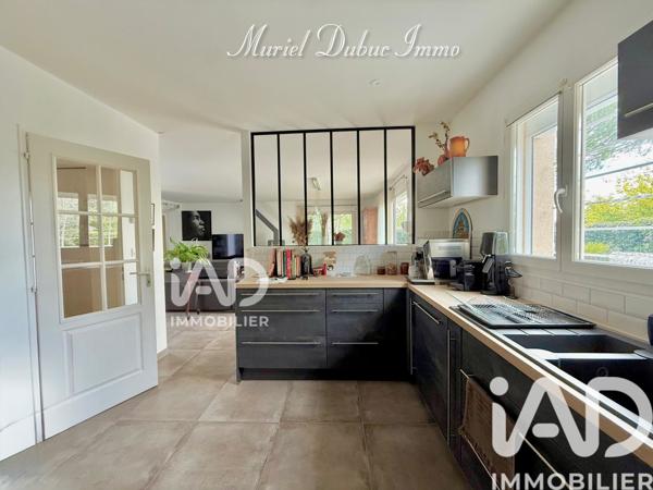 Maison à vendre 5 pièces 124 m² Saint-Sulpice-de-Royan