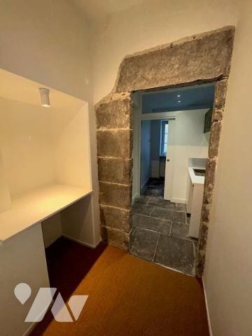 Hôtel particulier du 18ème siècle avec Dépendances