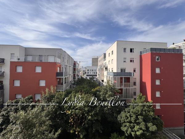 Nanterre (92000) À acheter à Nanterre-Université une chambre d'étudiante louée (92) :