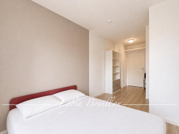 Nanterre (92000) À acheter à Nanterre-Université une chambre d'étudiante louée (92) :