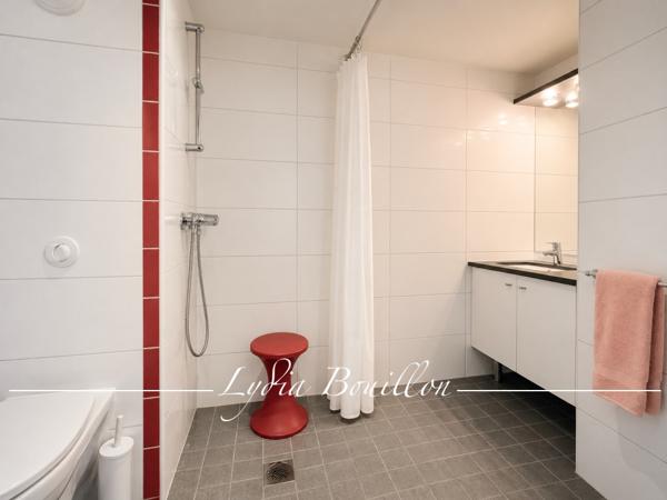 Nanterre (92000) À acheter à Nanterre-Université une chambre d'étudiante louée (92) :