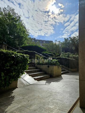 Appartement familial lumineux avec balcon, cave et parking