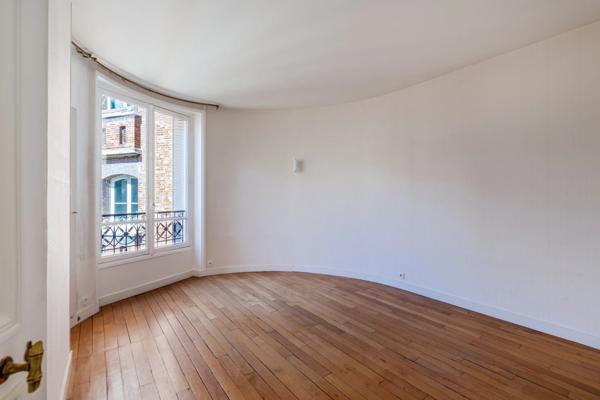 Appartement Paris 9e - NOUVELLE ATHÈNES