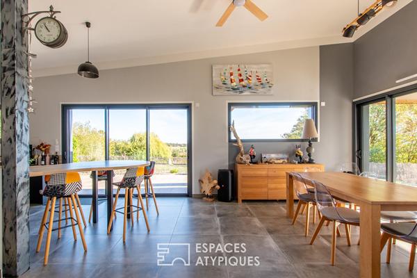 Maison contemporaine avec vue sur la campagne