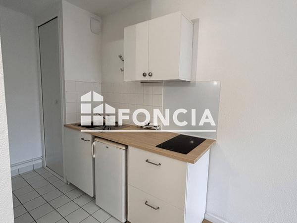 Location Studio 20.3 m² - 22 RUE DU MOULINS A VENT Dijon 21000