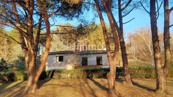 Maison avec 16000m² de terrain