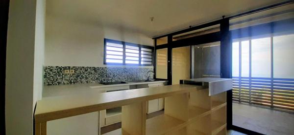 T4 libre de 74 m² à Saint-Leu - résidence l'Octant