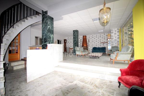 Immeuble à vendre CAPVERN (65)
