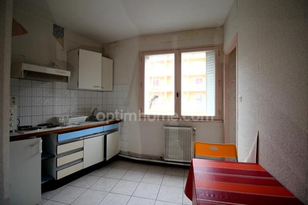 Immeuble à vendre CAPVERN (65)