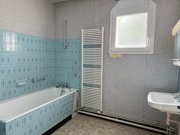 Maison charentaise Cravans 120 m²