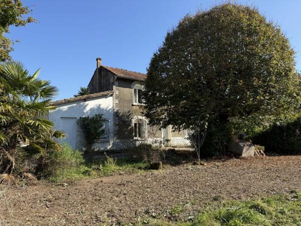 Maison charentaise Cravans 120 m²