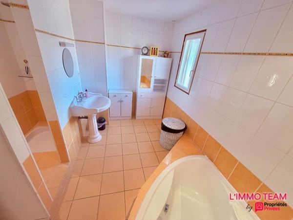 VERS - Maison bois avec sous-sol, sur 5000m² de terrain