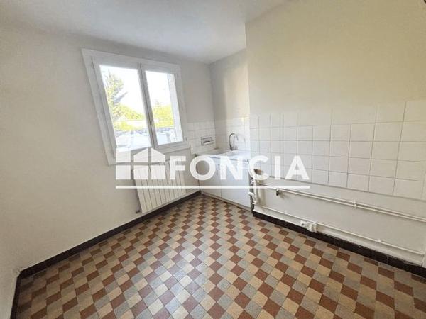 Location Appartement 3 pièces 52.8 m² - 41-43 RUE ROGER SALENGRO Bourg Les Valence 26500