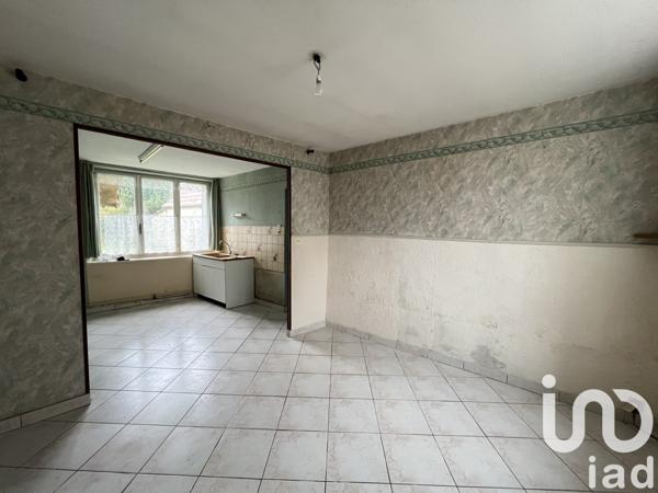 Maison de ville 5 pièces de 107 m² à Oizé (72330)