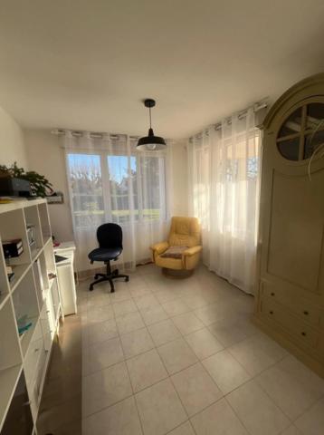 Maison de caractère - 4 chambres - Piscine - SAINT JEAN D'ANGELY (17)