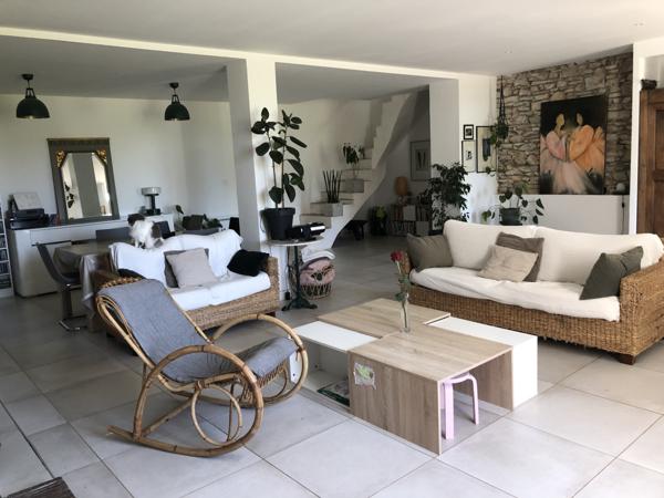 Longère 5 chambres et dépendances